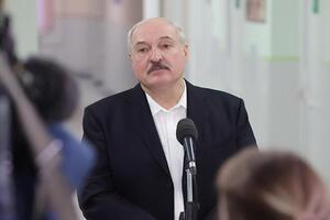 Лукашенко: Захотите – вакцинируйтесь. Я прививаться не буду
