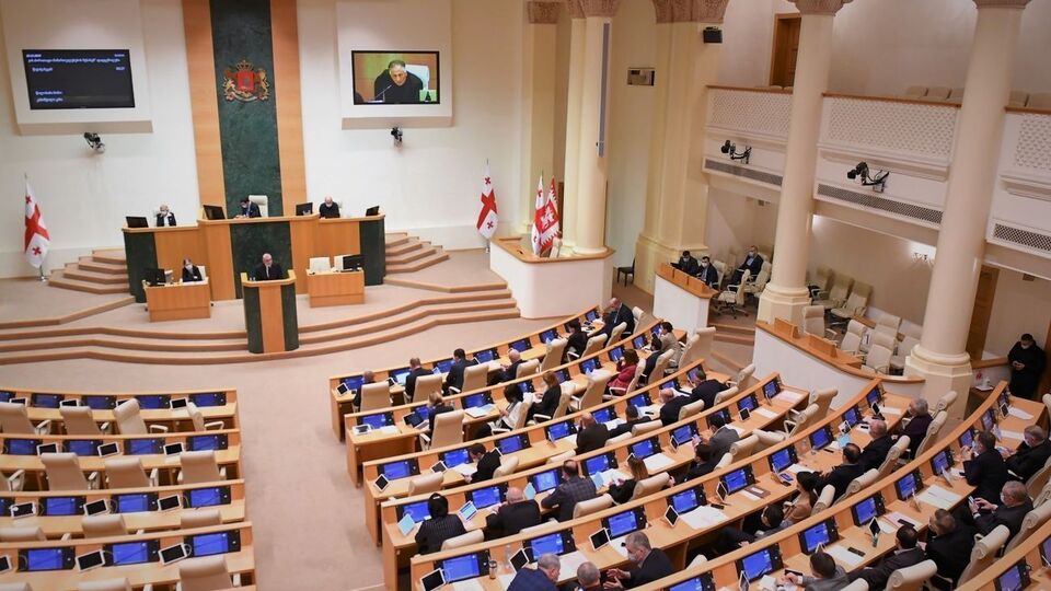 Парламент Грузии проголосовал за безальтернативность интеграции в ЕС и НАТО