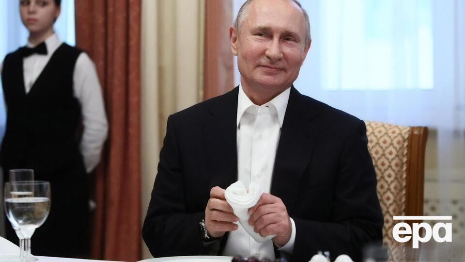 Путин руководит Россией 20 лет