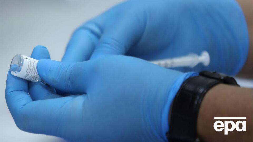 МОЗ України веде переговори про закупівлю вакцини проти COVID-19 із трьома американськими та однією китайською компаніями