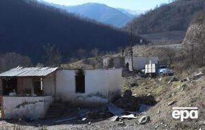 В результате нападения погиб один военный