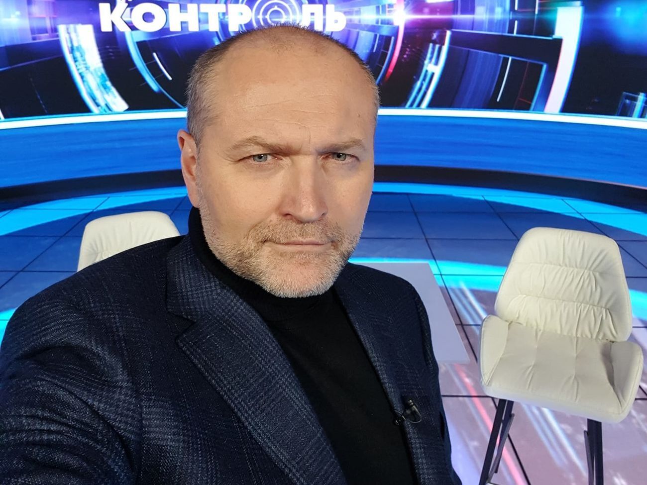 Власть вспомнила – чтобы закончилась война, надо просто перестать стрелять. А если перестать тестировать украинцев, то и статистика COVID-19 улучшится