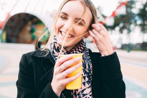 8,5% опрошенных заявили, что были очень счастливы в уходящем году