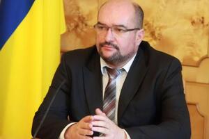 Наприкінці листопада у Брензовича відбулися обшуки