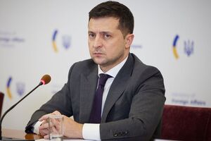 Зеленский имеет полномочия отстранить Тупицкого, заявил его представитель в КСУ