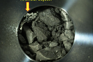 Искусственный объект, обнаруженный в зонде, вероятно, из алюминия