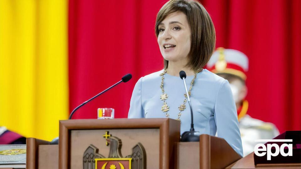 28 грудня Санду провела консультації з парламентськими фракціями