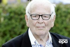 Карден народився в Італії у 1922 році