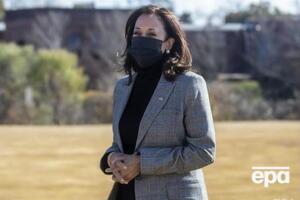 Гарріс сказала, що щеплення – це "легко й відносно безболісно"