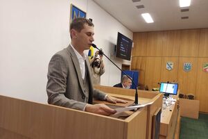 Кондрачук склав присягу на копії Острозької Біблії
