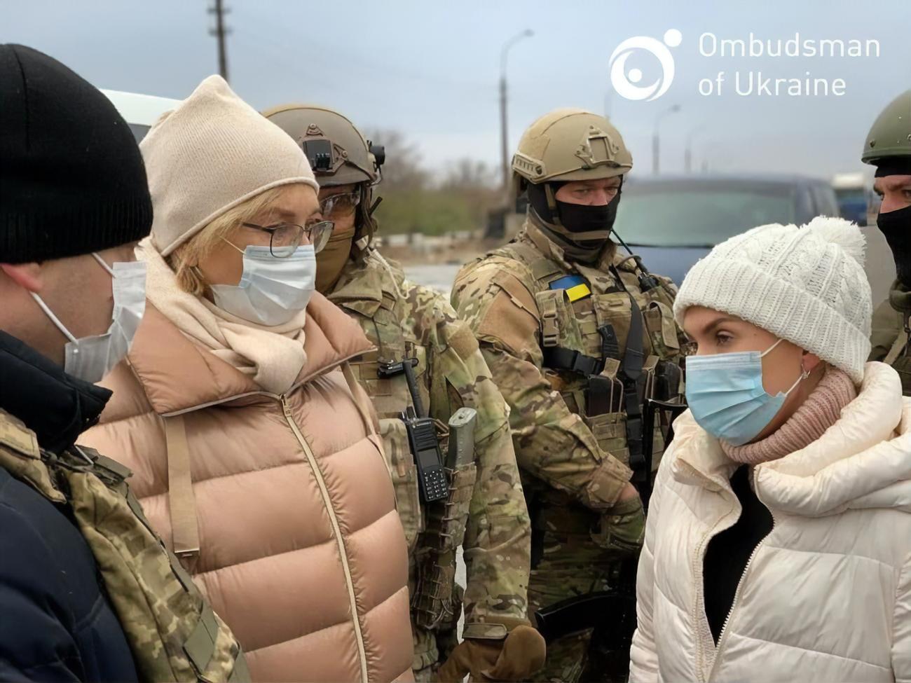 Денісова (ліворуч) обговорила передання українській стороні 125 кримінальних проваджень стосовно 133 громадян України