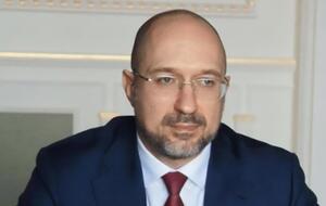 Шмыгаль сказал, что Украина будет брать краткосрочные займы