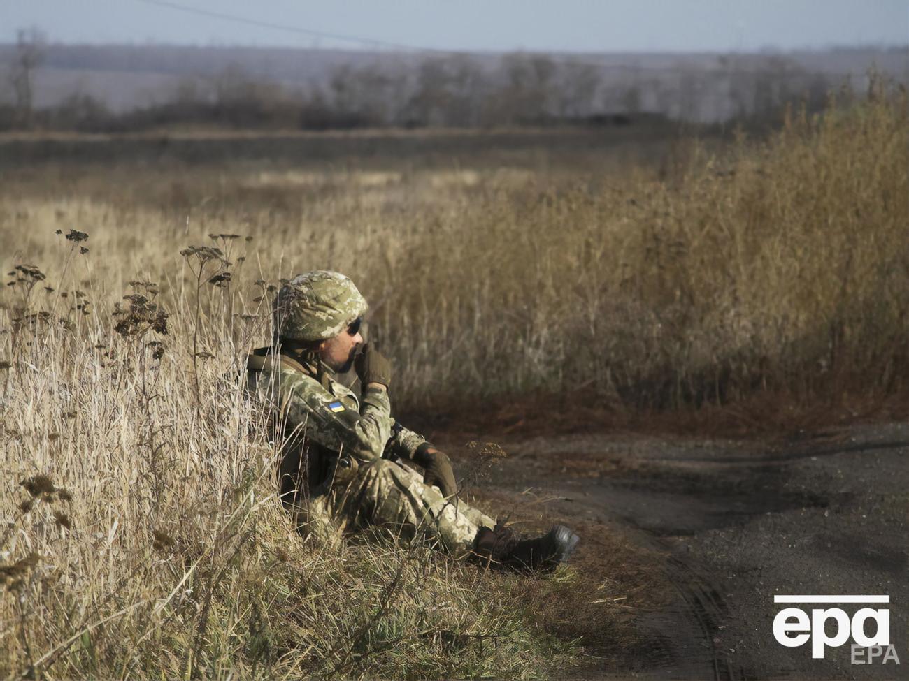 Українські військові відповідали на обстріли з боку бойовиків, повідомили у штабі ООС