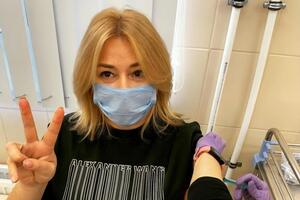 Апина сделала прививку от коронавируса