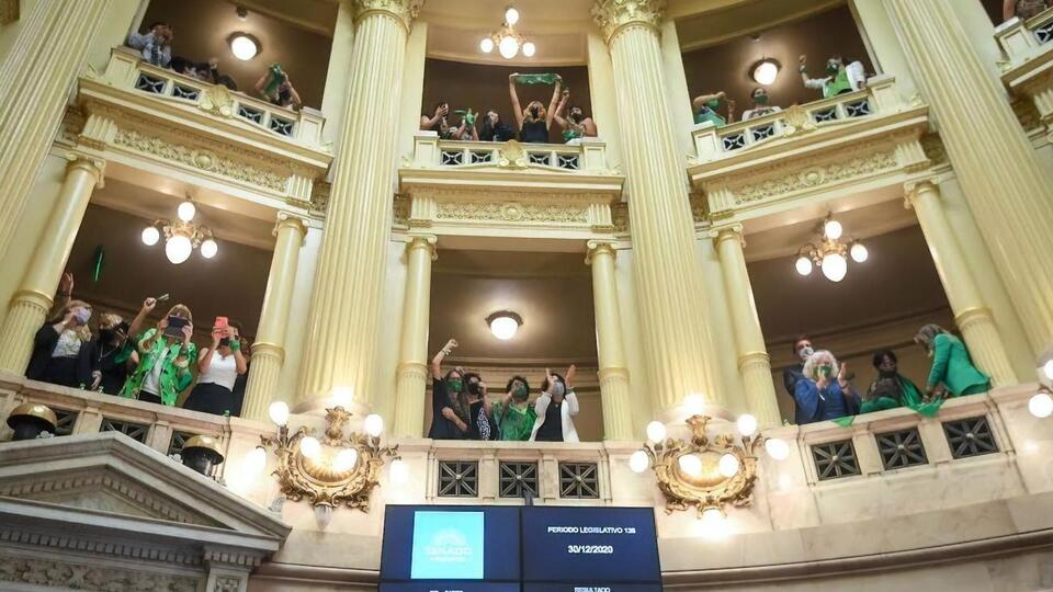 Одна із сенаторок назвала день ухвалення закону про аборти історичним