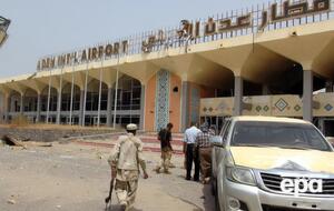 Взрыв в аэропорту, по мнению властей Йемена, организовало хуситское движение "Ансар Аллах"