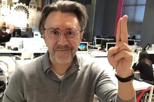 Шнуров: "Наступит год другой"