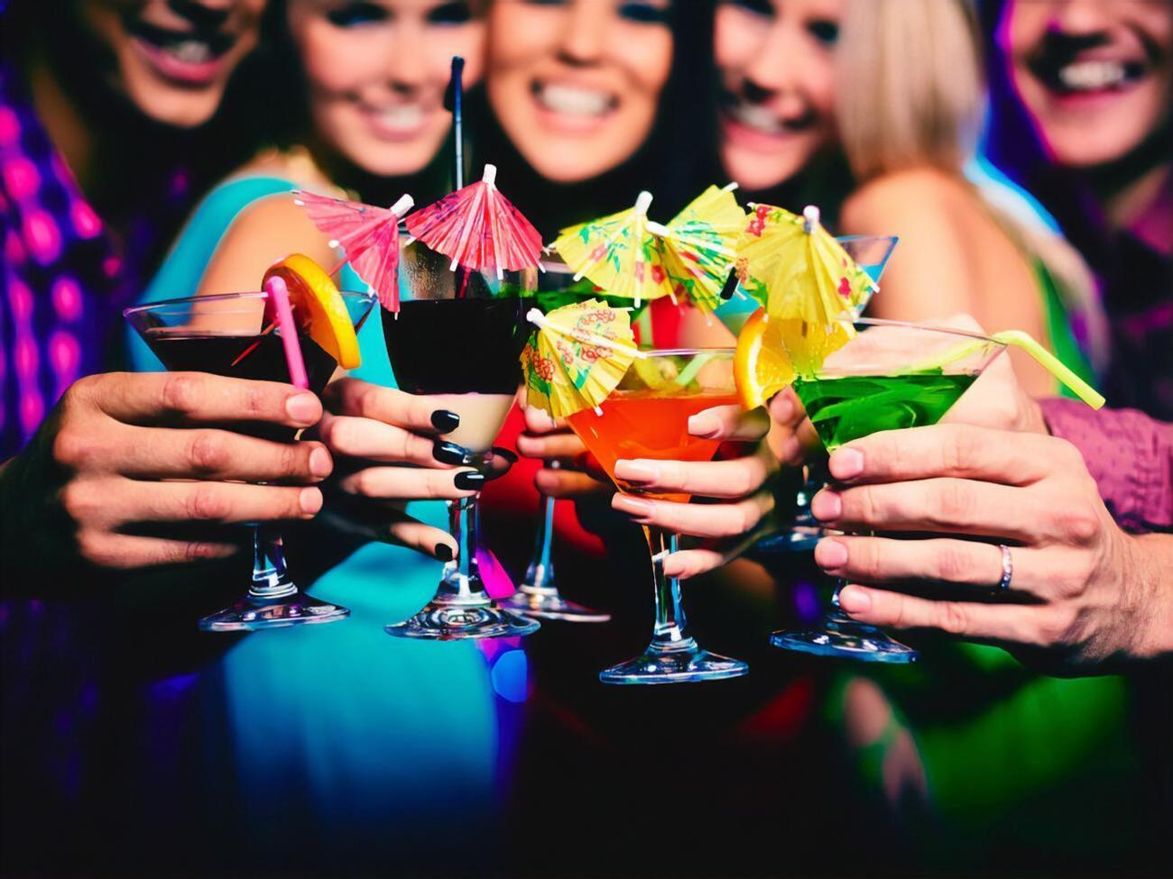 В самом приложении заявляли, что не&nbsp;проводили крупных опасных вечеринок во время пандемии