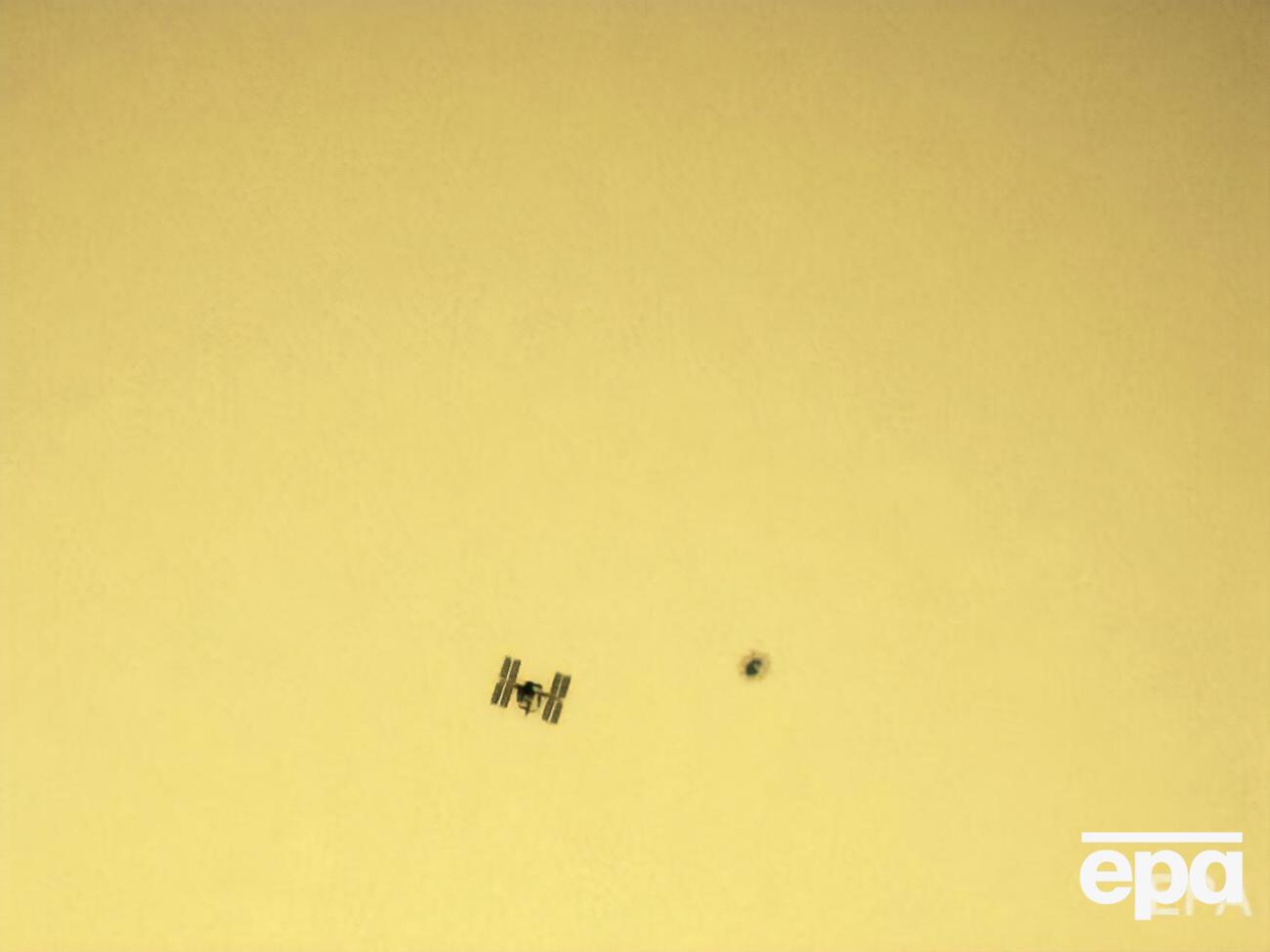 Подарки для российских членов экипажа МКС не успели доставить к Новому году