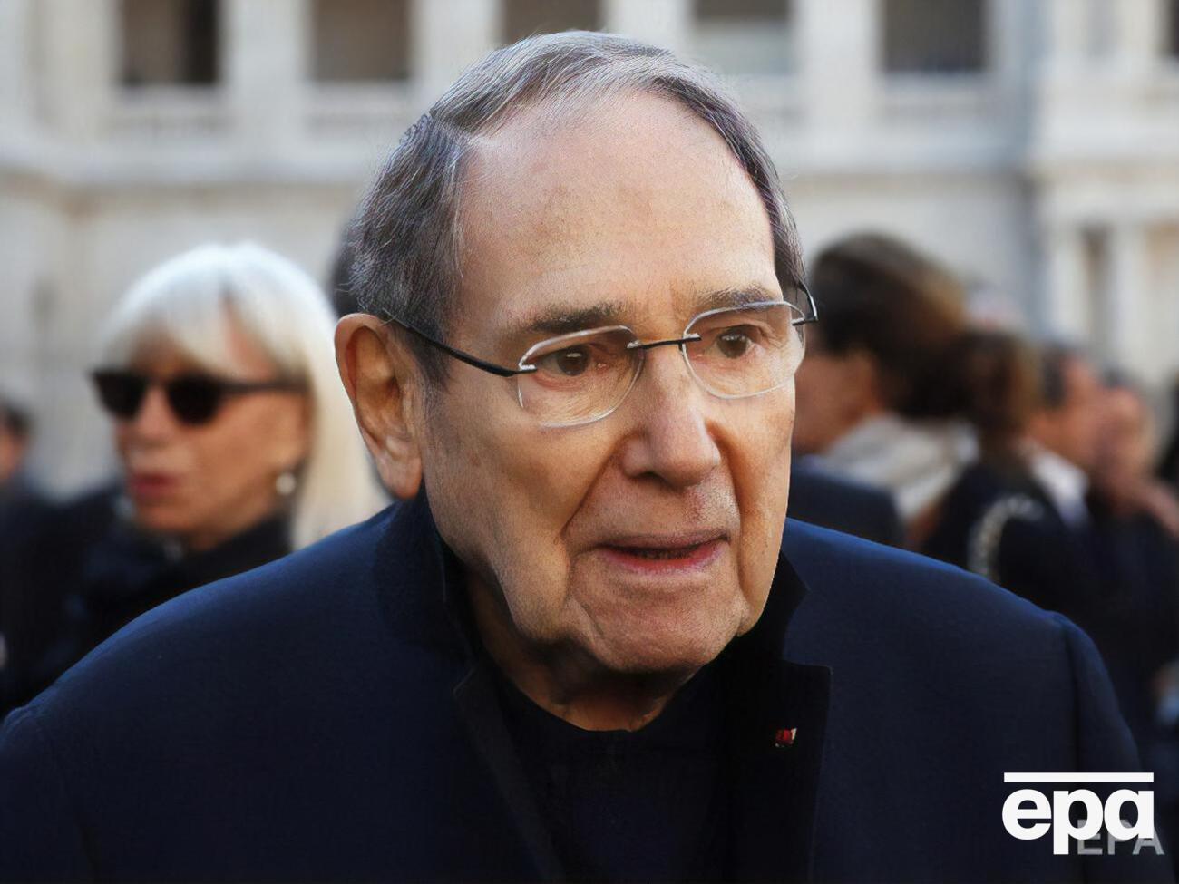 Оссейн родился в 1927 году