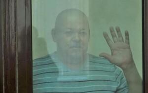 Муратову 63 года, он инвалид третьей группы