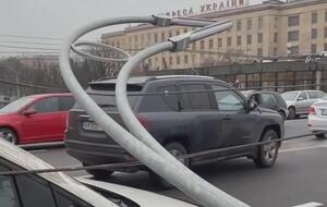 В Киеве 15 декабря на Шулявском мосту упали опоры
