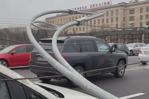 В Киеве 15 декабря на Шулявском мосту упали опоры