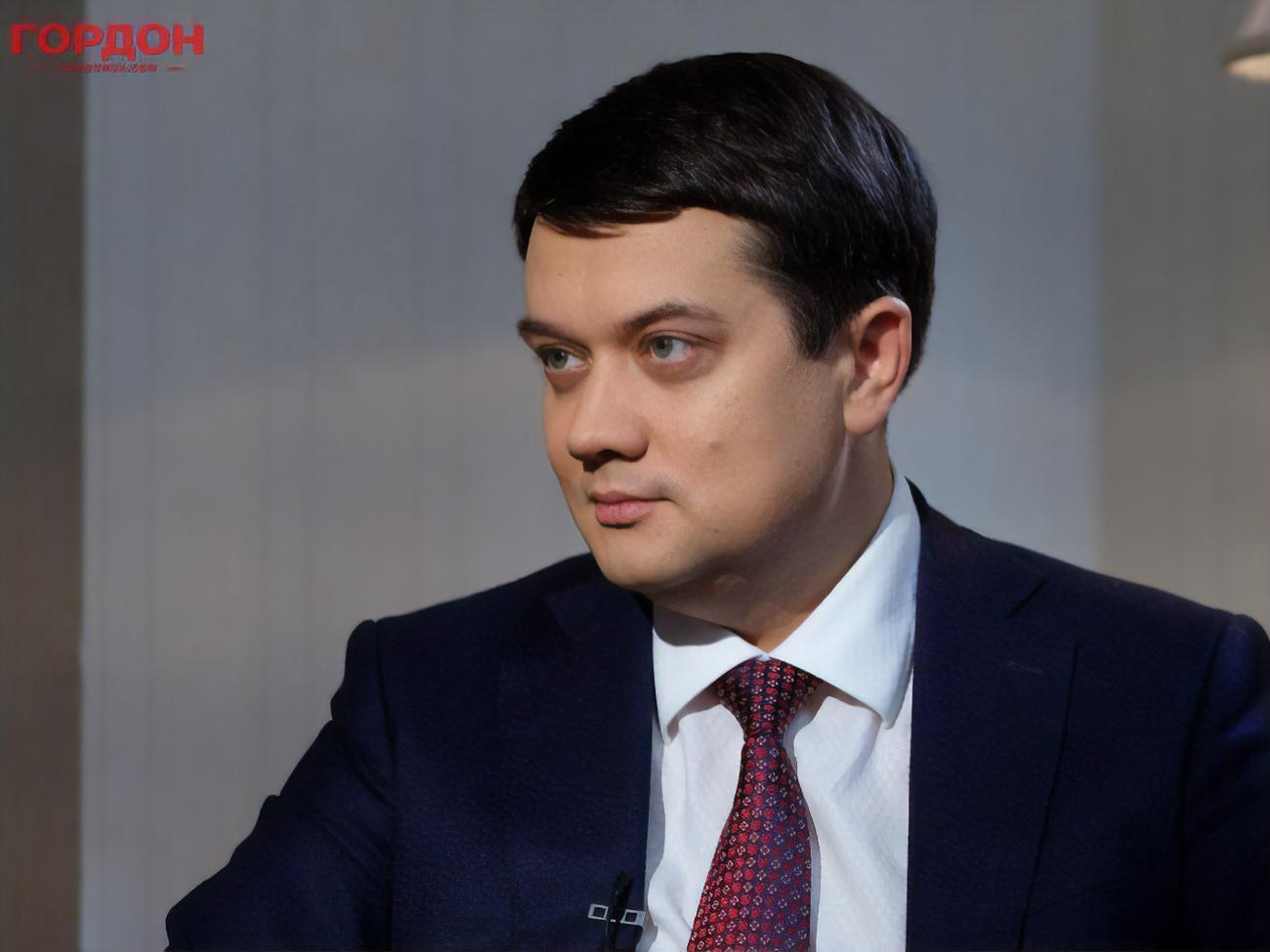 Разумков заявив, що за результати "карантину вихідного дня" відповідає весь Кабмін
