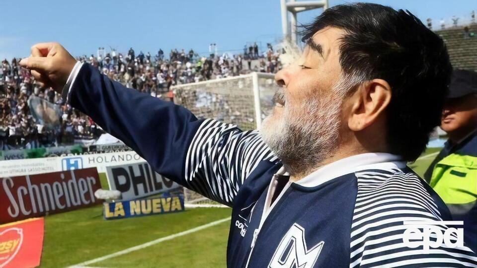 Марадона семь лет играл за "Наполи"