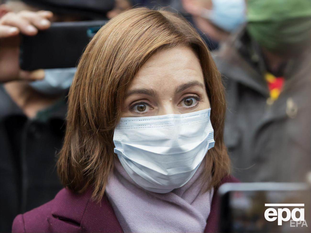 Додону "кажется", что Санду (на фото) закон о русском языке не подпишет