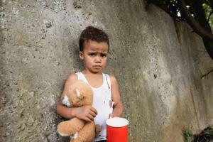 Не допустить гуманитарный кризис в 2021 году мешает нехватка ресурсов, считают в ООН