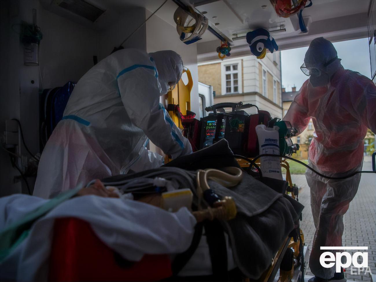Кабмін виділив кошти на облаштування мобільних госпіталів 16 листопада