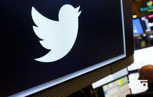 Пользователи активно комментируют пост Twitter
