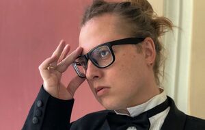 Лавренчук: Мені не потрібно, щоб люди мене зрозуміли. Коли мені кажуть: "Ми не зрозуміли", чхав я на ваше розуміння! Я займаюся своєю справою. Розуміння – це не моя робота