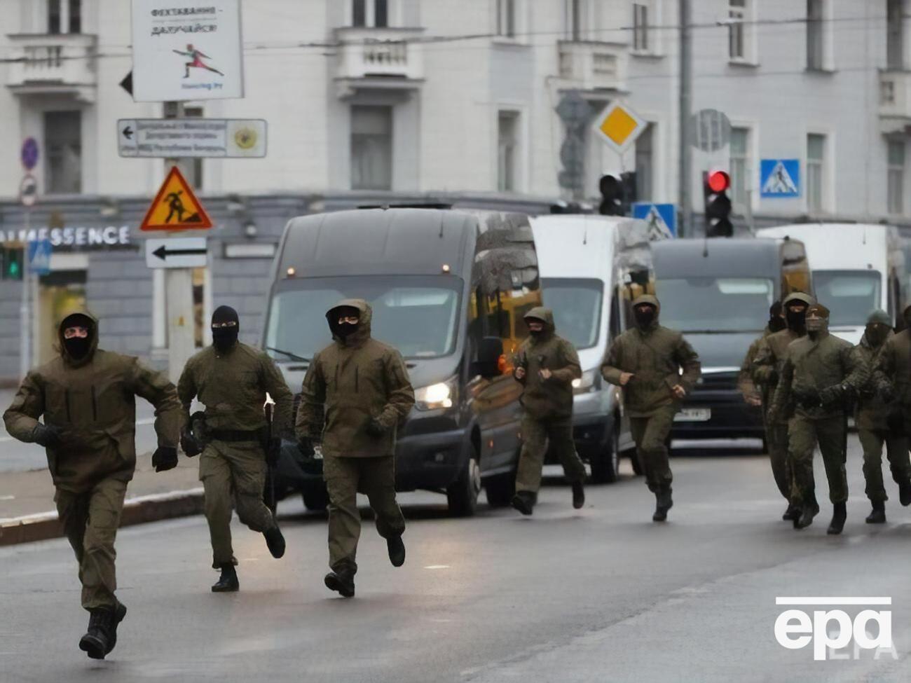 Акции протеста в Беларуси продолжаются с августа, силовики жестоко разгоняли митинги