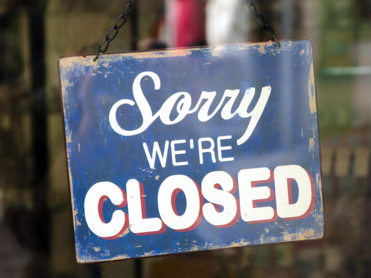 25 листопада стало відомо, що Кабмін та Офіс президента розглядають можливість введення в Україні жорсткого локдауну