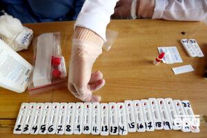 За последние сутки в Украине сделали 33 502 теста на COVID-19