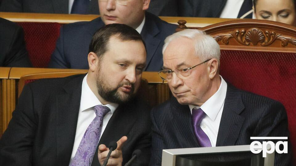 Арбузов (ліворуч) був віцепрем'єром в уряді Азарова (праворуч)