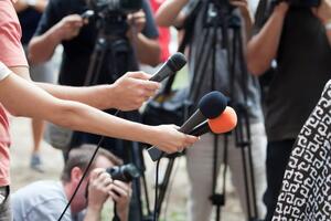 Із 173 кримінальних проваджень, відкритих за фактом перешкоджання діяльності журналістів, до суду потрапило дев'ять