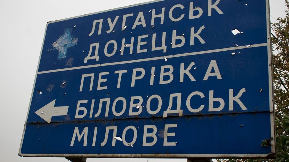 Проросійські сепаратисти провели "референдуми" в ОРДЛО у травні 2014 року