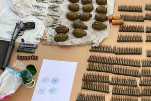 Правоохоронці провели оперативні закупівлі вогнепальної зброї та боєприпасів у зловмисників майже на $15 тис.