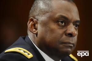 В 2013–2016 годах Остин руководил центральным командованием вооруженных сил Соединенных Штатов в Ираке и Афганистане