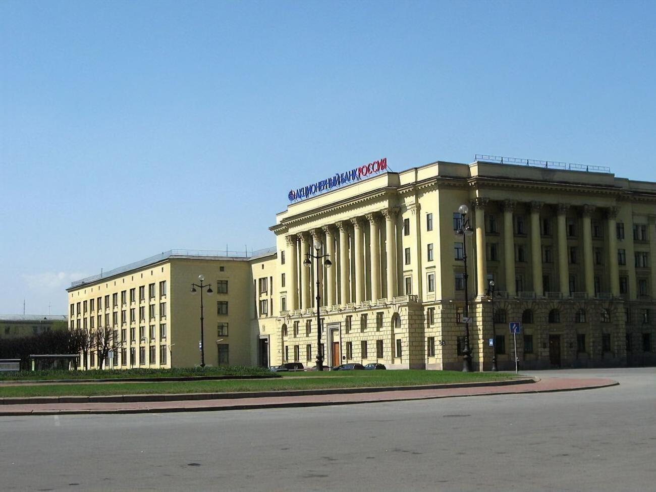 Николая Шамалова больше нет в списке крупных акционеров банка "Россия"