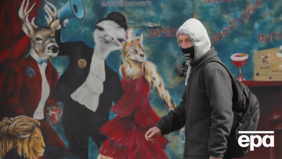 Штраф за відсутність маски в Україні становить від 170 до 255 грн