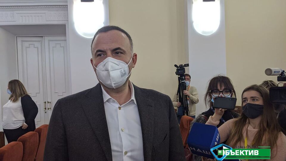 Фукс: Врачи Кернеса не отпускают