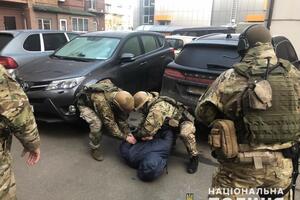 Украинский паспорт подозреваемого признали недействительным, сообщили в полиции
