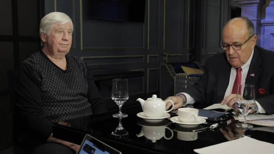 Джуліані під час інтерв'ю показав довідку про те, що Шокіна отруїли ртуттю у 2019 році