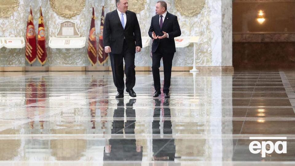 Помпео (слева) и Макей сегодня провели переговоры в Минске