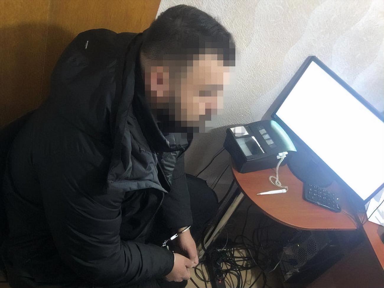 Мужчина, по данным СБУ, нарушил присягу в марте 2015 года