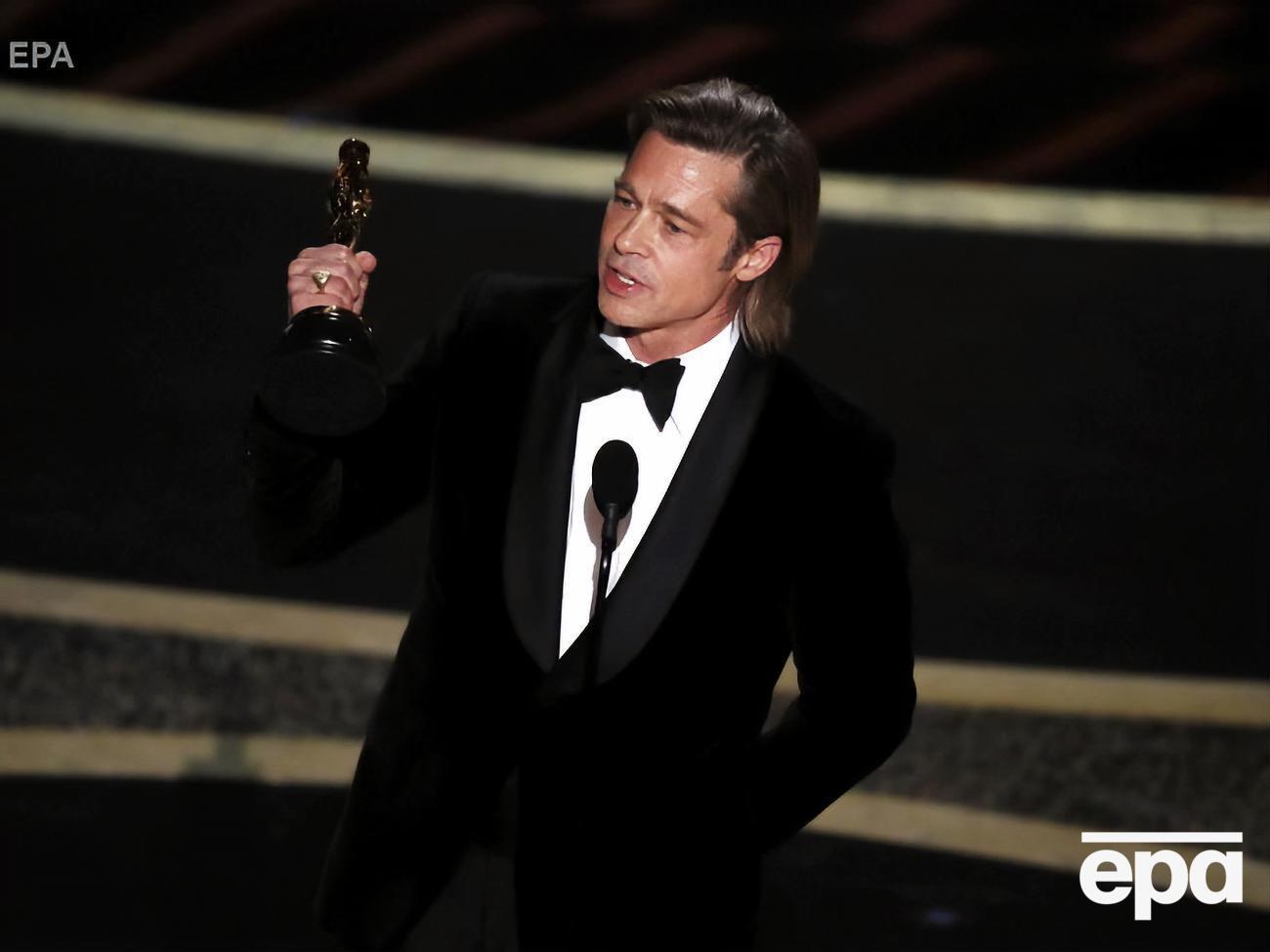 Брэд Питт получил первый в карьере актерский "Оскар"